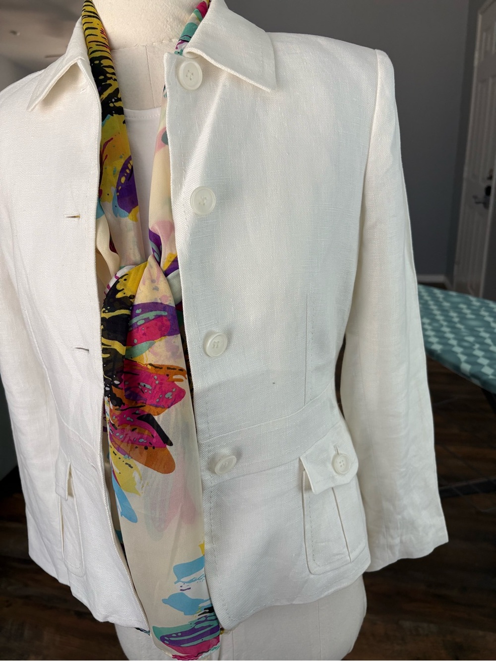 Kasper White Textured linen Jacket
